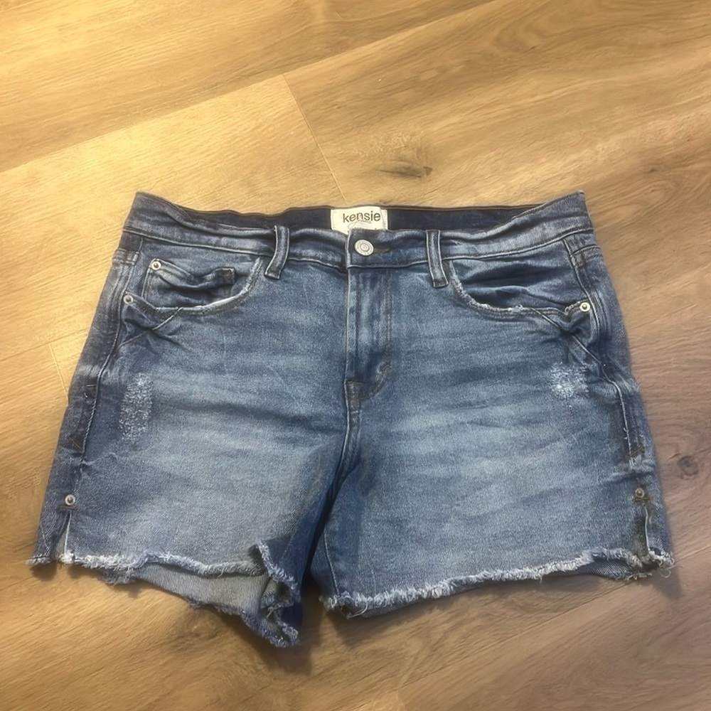 Kensie jean shorts